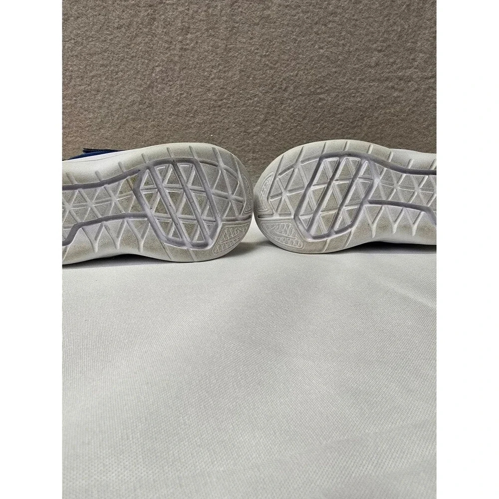 Nike Toddler Baby Boys Size 5c Tennis Shoes Blue Strap No-Tie